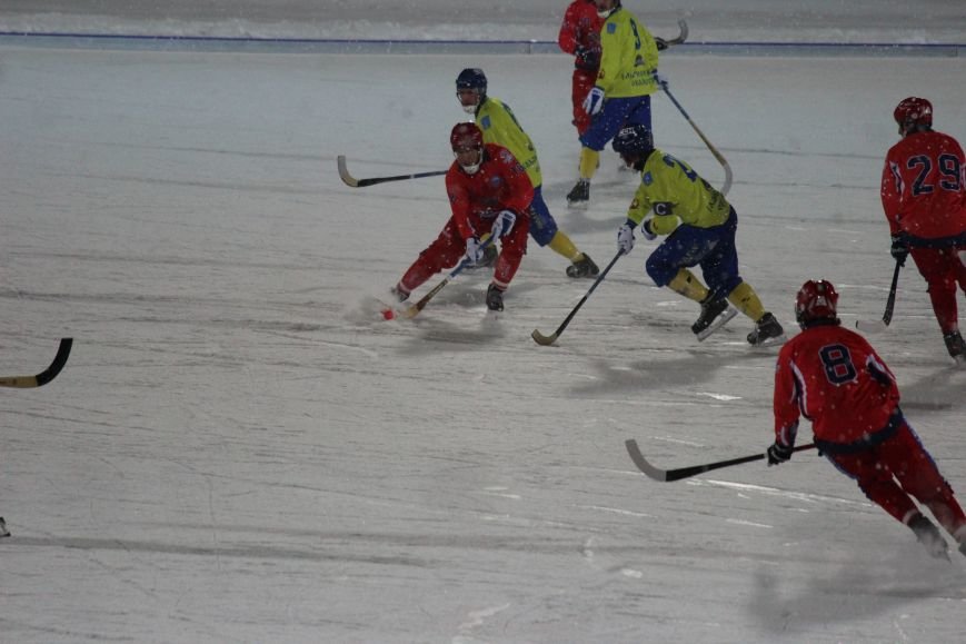Российская сборная по хоккею с мячом размялась на ульяновской «Волге». ФОТО, фото-7