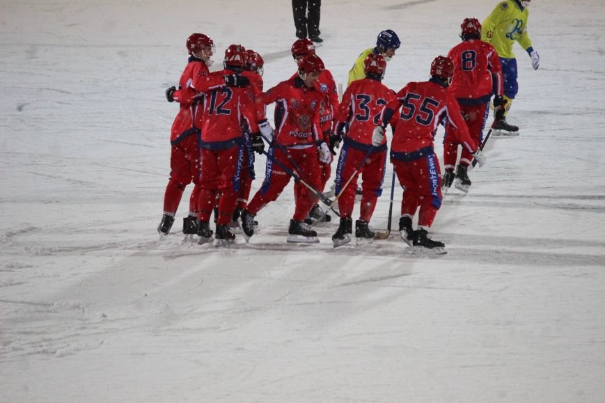 Российская сборная по хоккею с мячом размялась на ульяновской «Волге». ФОТО, фото-9