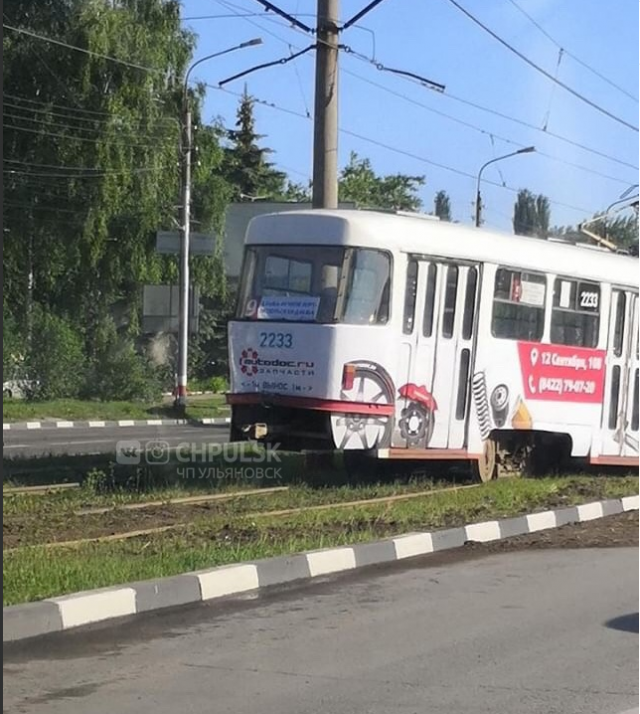 В Засвияжском районе Ульяновска сошёл с рельсов очередной трамвай, фото-1