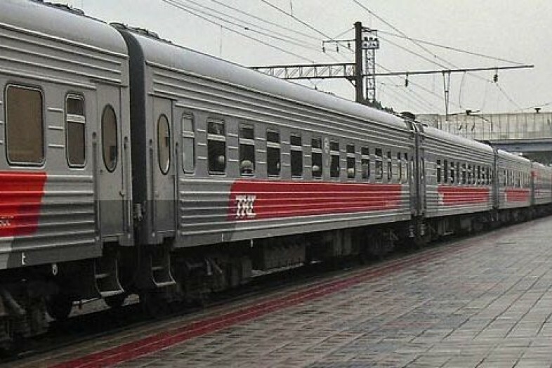 Ржд белгород. Поезд дальнего следования Москва. Поезд Москва Вологда. Дневной экспресс Москва Вологда. Поезд РЖД Вологда.