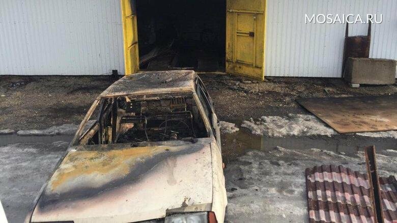 В Засвияжье Ульяновска при пожаре сгорел гараж с 