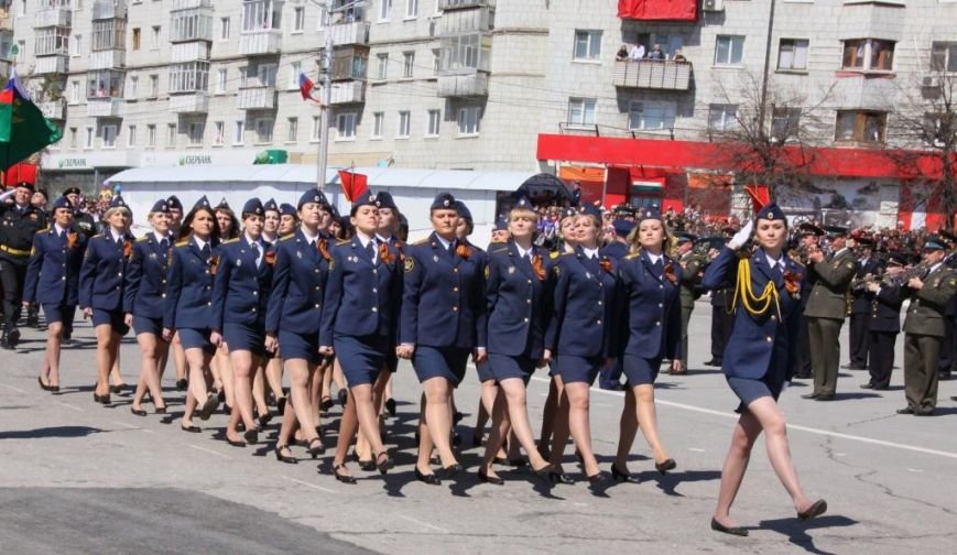 В ульяновском параде впервые маршировали девушки, фото-4