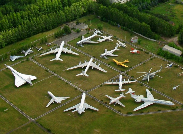 самолет музей