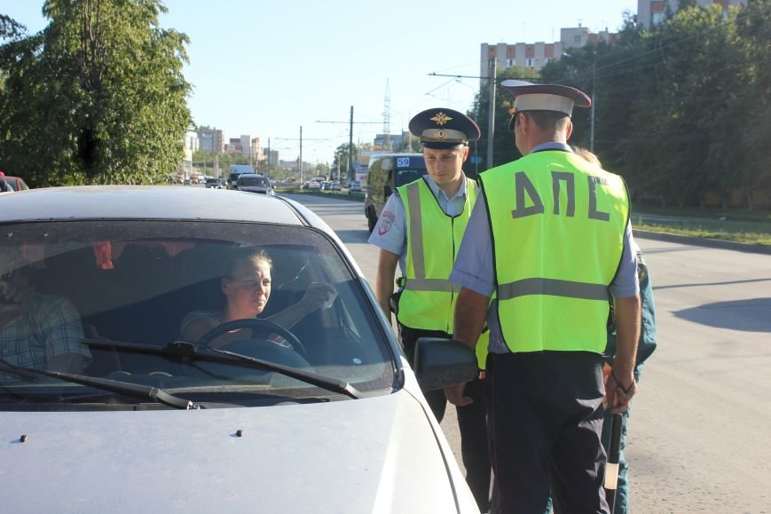 Вчера на ульяновские дороги вышли медики и МЧСники (фото) - фото 2