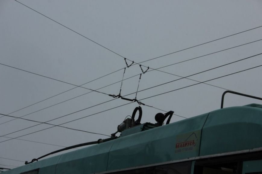По Ульяновску проехал новый бесконтактный троллейбус (фото) - фото 1