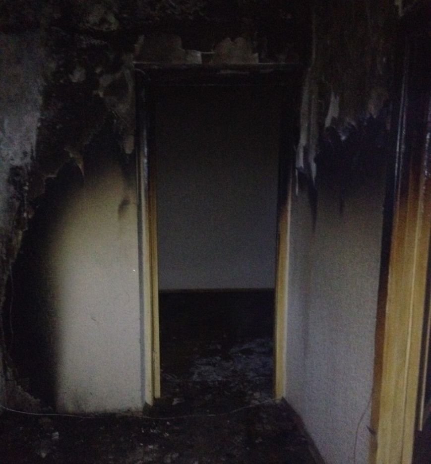 На севере Ульяновска из-за звонка сгорела квартира, фото-1