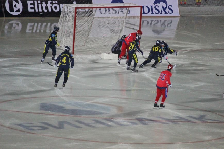 Сборная России по хоккею с мячом одержала первую победу, фото-2