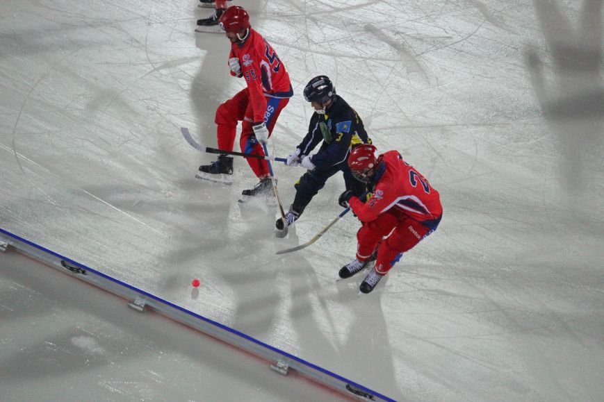 Сборная России по хоккею с мячом одержала первую победу, фото-7