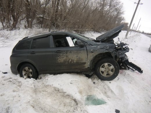 На трассе «Самара-Ульяновск» разбились два человека, фото-1