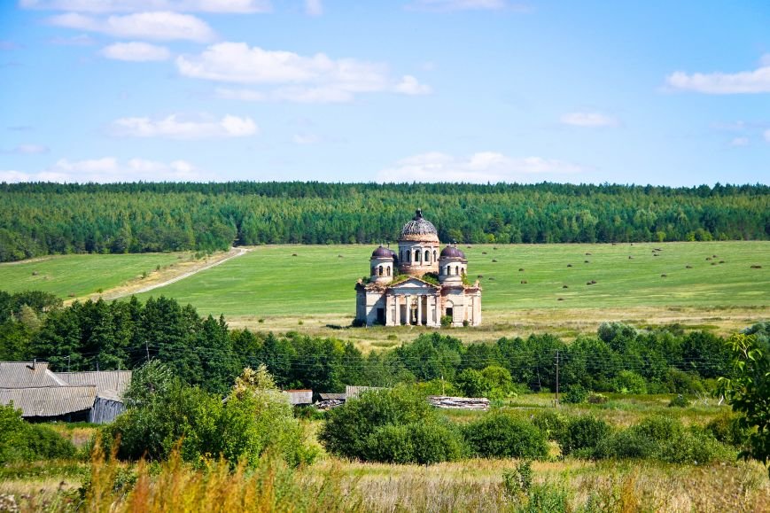 В Ульяновской области восстановят самый красивый из разрушенных храмов, фото-1