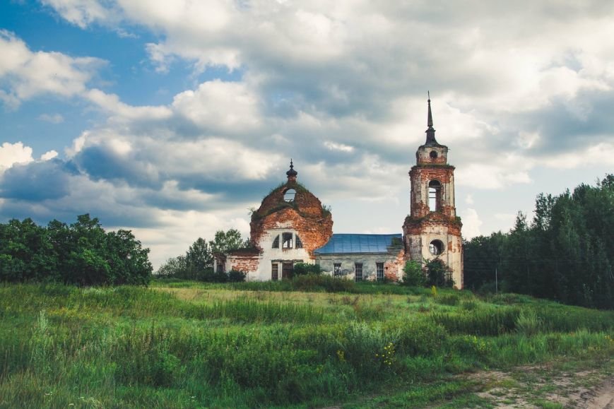 Ульяновский фотограф покажет красоту заброшенных храмов, фото-4