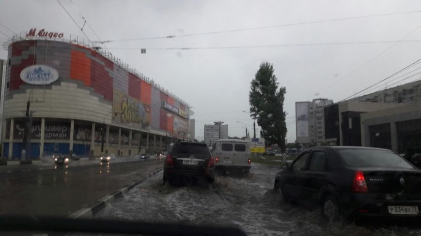 В Ульяновске затопило Московское шоссе. ФОТО, фото-2