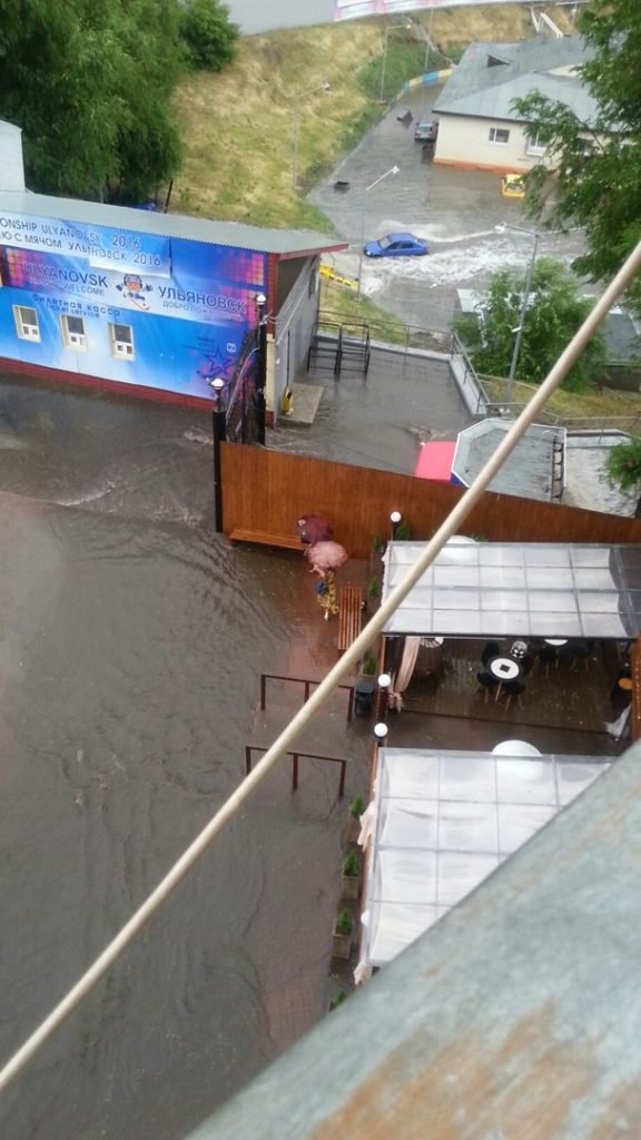 Ульяновский стадион «Труд» ушел под воду, фото-1