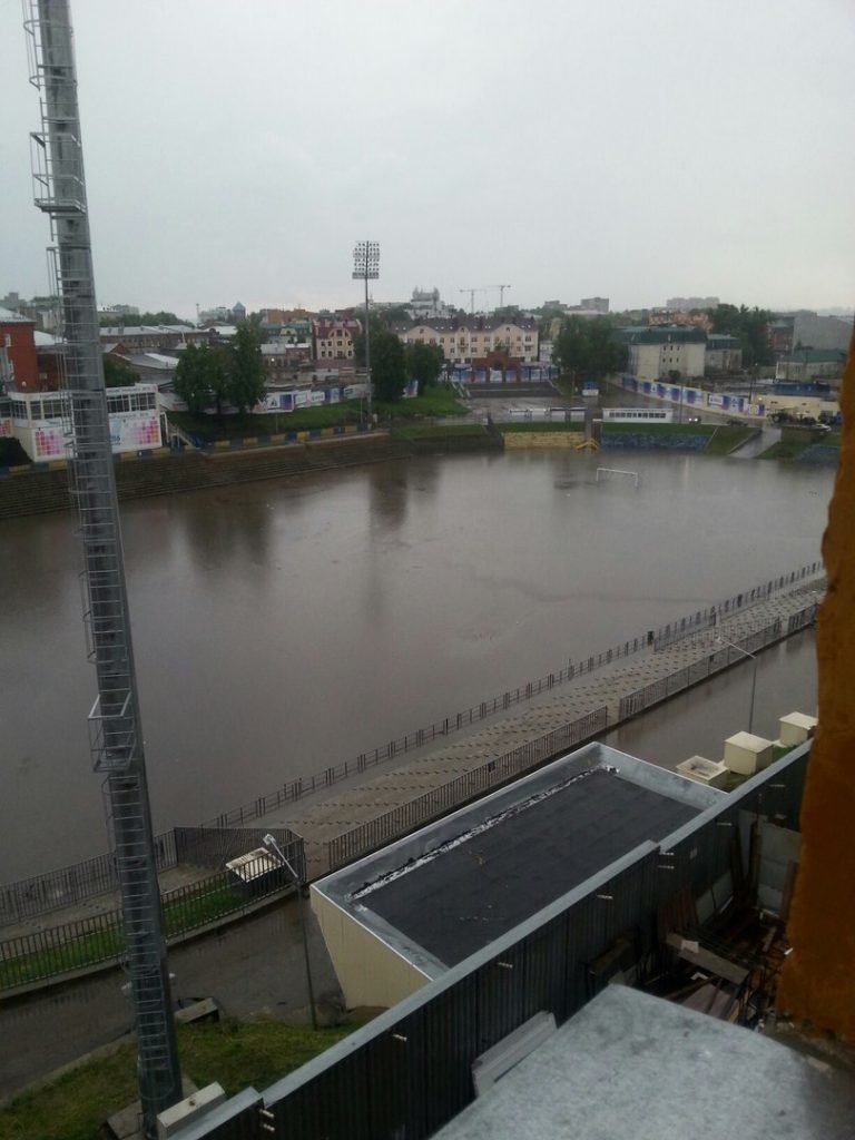 Ульяновский стадион «Труд» ушел под воду, фото-2