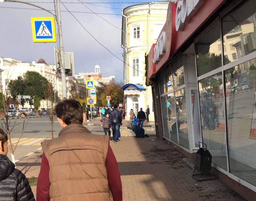 Пенсионеры выходят с протянутой рукой на улицы Ульяновска. ФОТО, фото-3