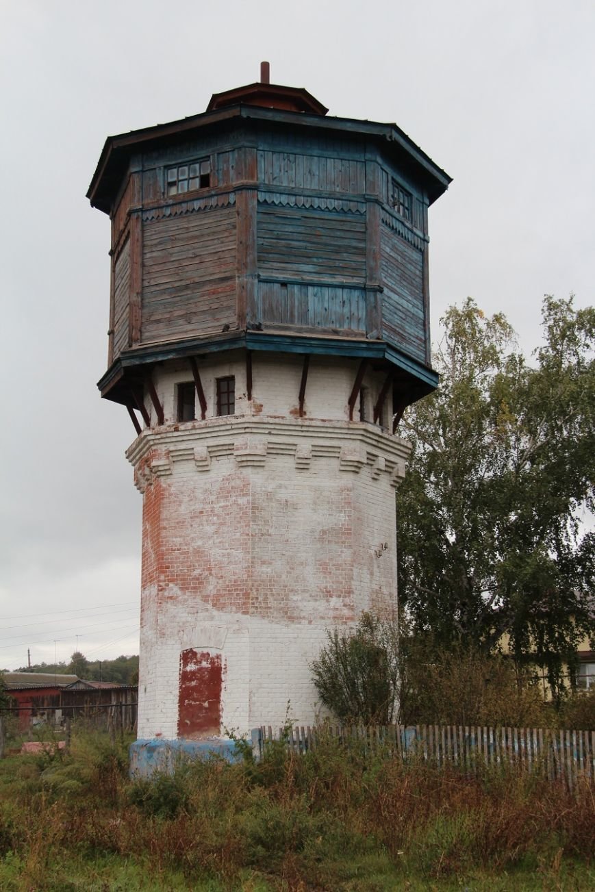 Под Ульяновском стоит уникальная водонапорная башня. ФОТО, фото-1