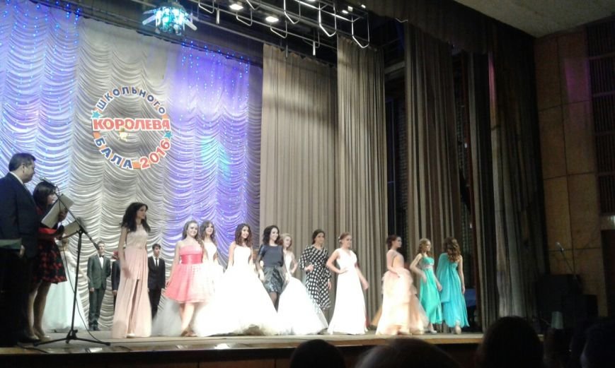 В Ульяновске впервые выбрали Королеву школьного бала. ФОТО, фото-3