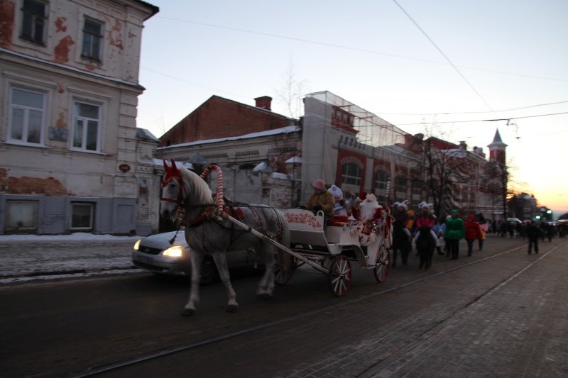 По Ульяновску прошлись Деды Морозы. ФОТО, фото-5