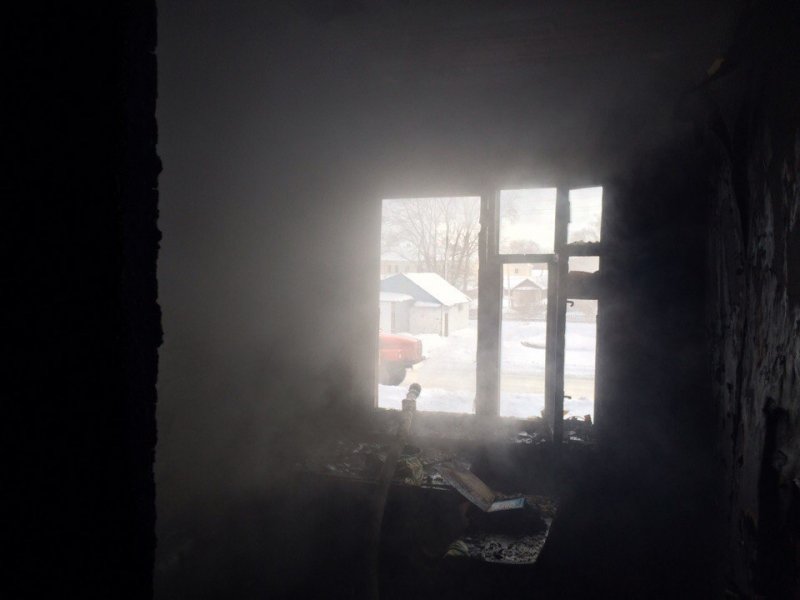 В Ишеевке загорелся дом с детьми. ФОТО, фото-2