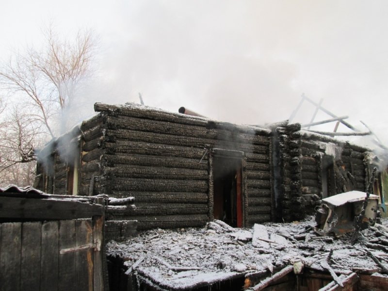 Жительница Ульяновска лежала в больнице, когда у нее сгорел дом. ФОТО, фото-4