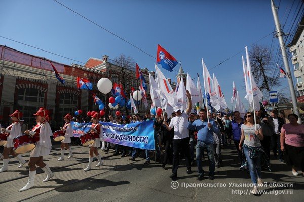 Тысячи ульяновцев вышли на парад 1 мая. ФОТО, фото-3