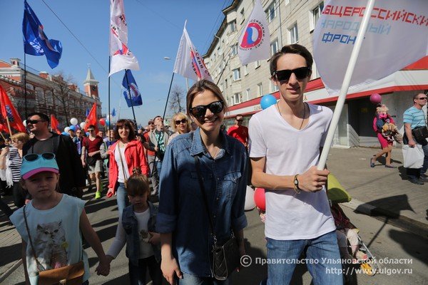 Тысячи ульяновцев вышли на парад 1 мая. ФОТО, фото-4