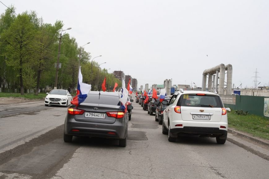810 автомобилей проехались по Ульяновску в честь Дня Победы. ФОТО, фото-13