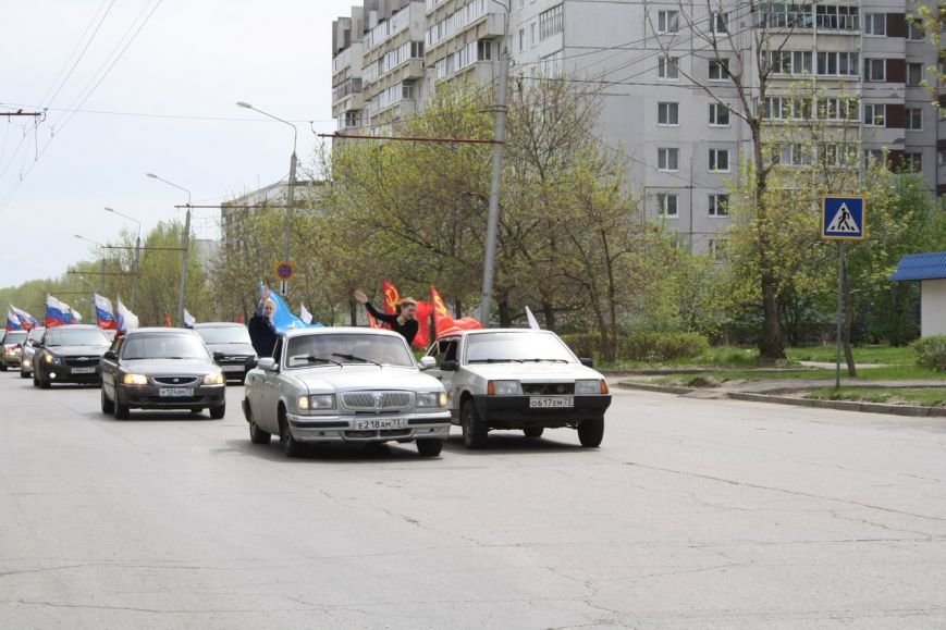 810 автомобилей проехались по Ульяновску в честь Дня Победы. ФОТО, фото-8